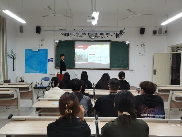 我院顺利举行学习习近平总书记在纪念辛亥革命110周年大会上发表重要讲话主题团日活动(图2)