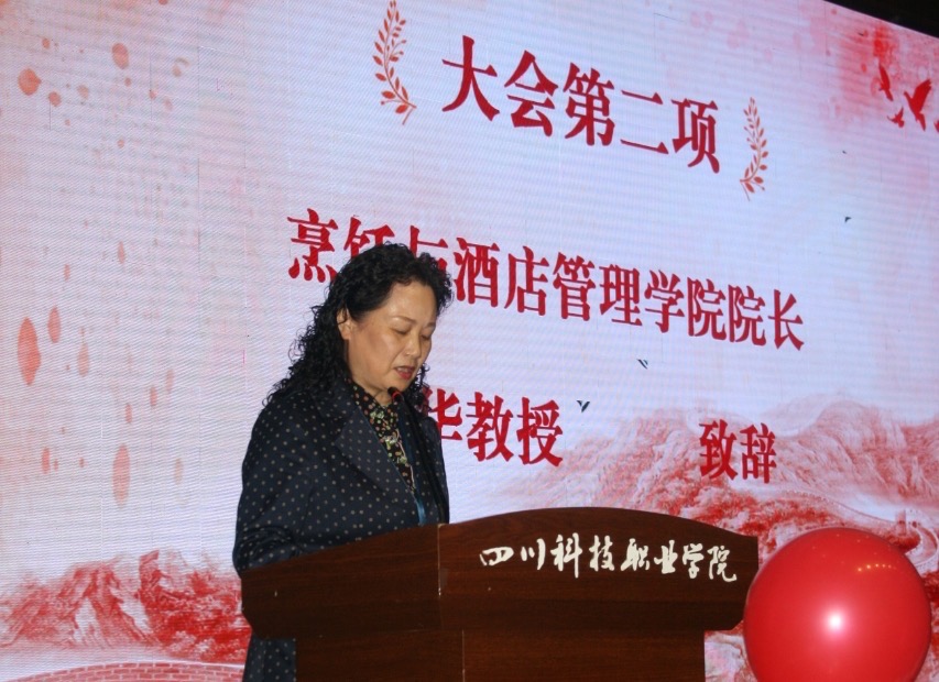 1-24110116212EA.jpg